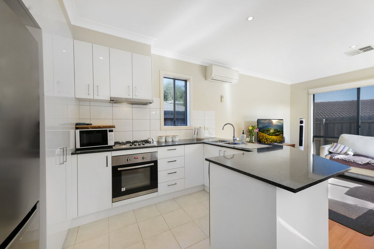 6 / 48 Broderick Road Carrum Downs - Residential for sale
