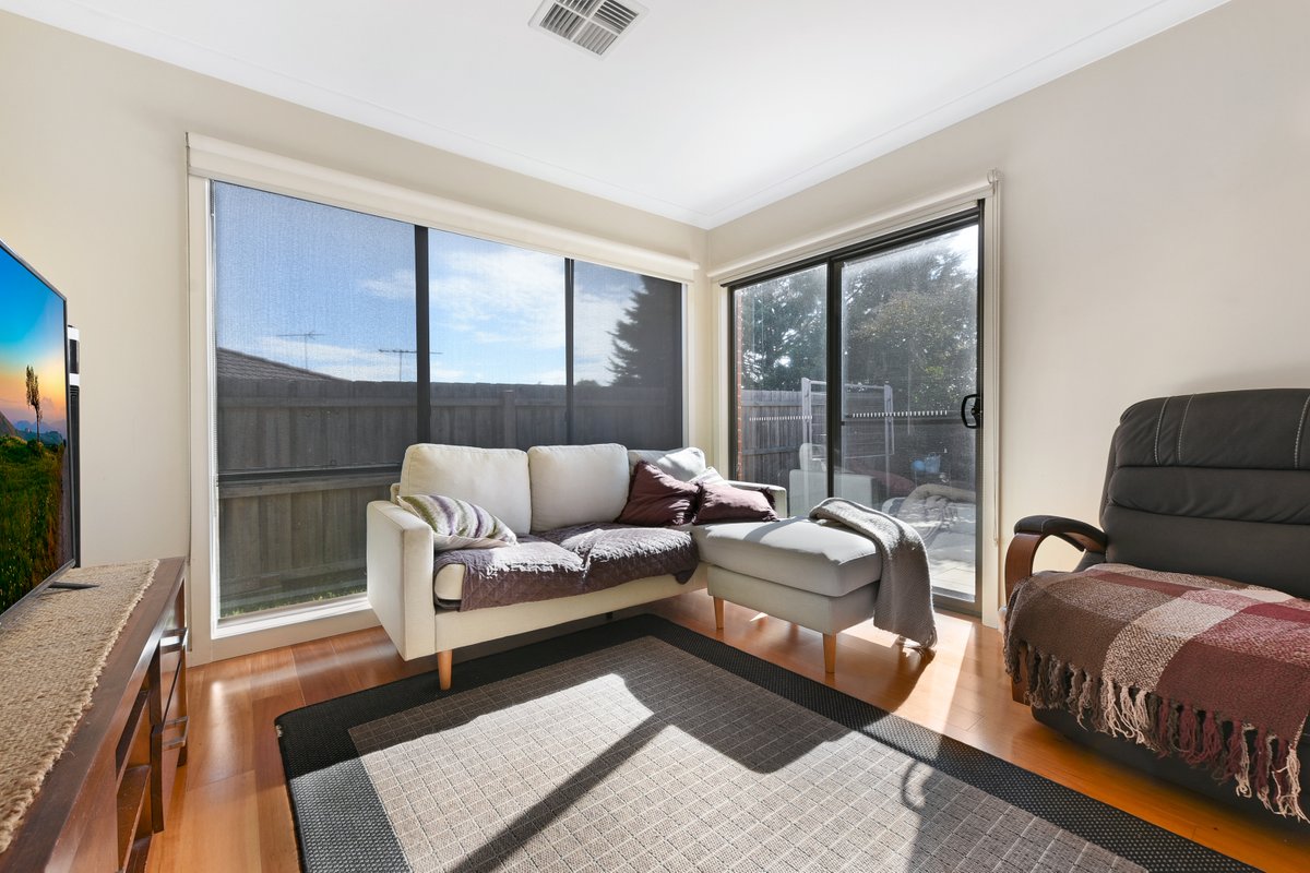 6 / 48 Broderick Road Carrum Downs - Residential for sale