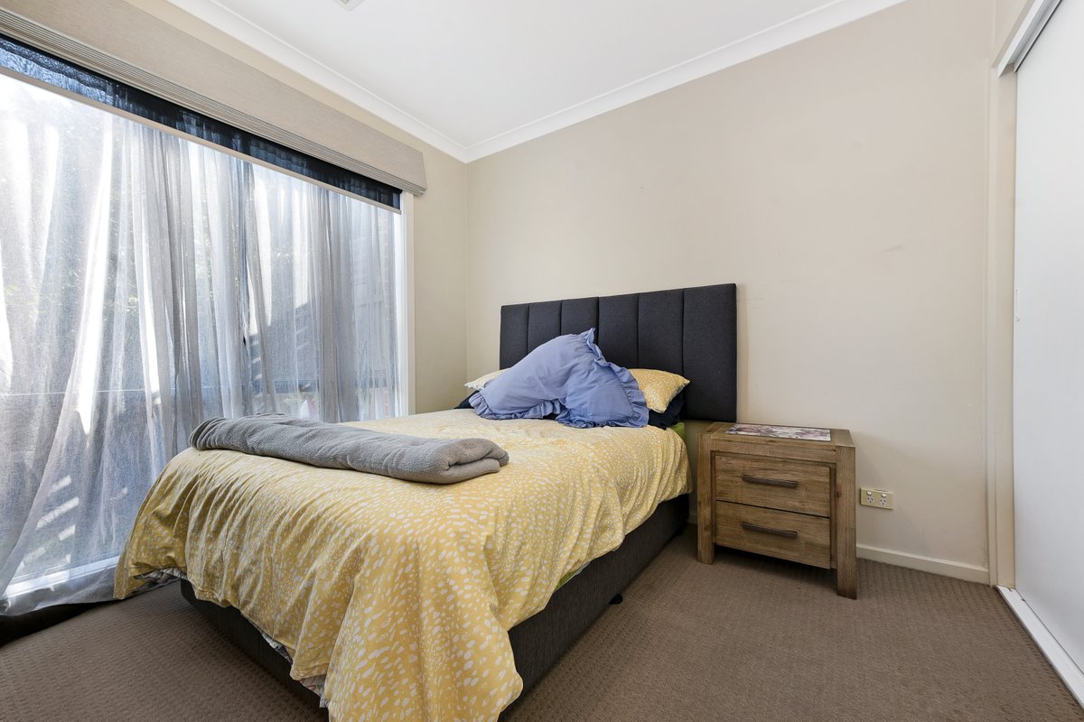 6 / 48 Broderick Road Carrum Downs - Residential for sale