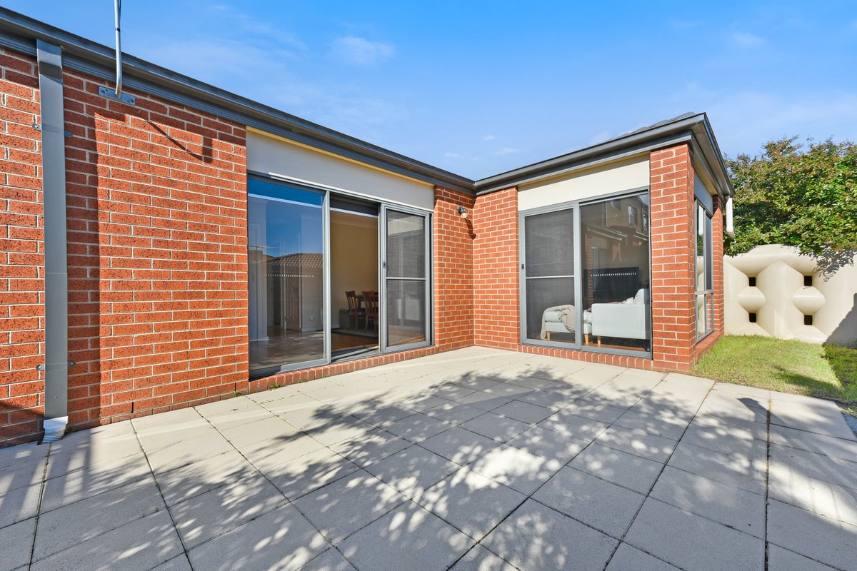 6 / 48 Broderick Road Carrum Downs - Residential for sale