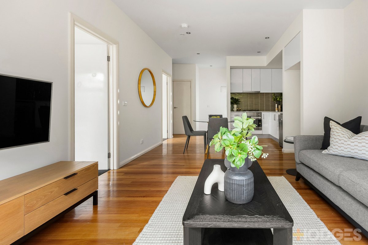 6 / 48 Stanhope Street West Footscray - Residential for sale