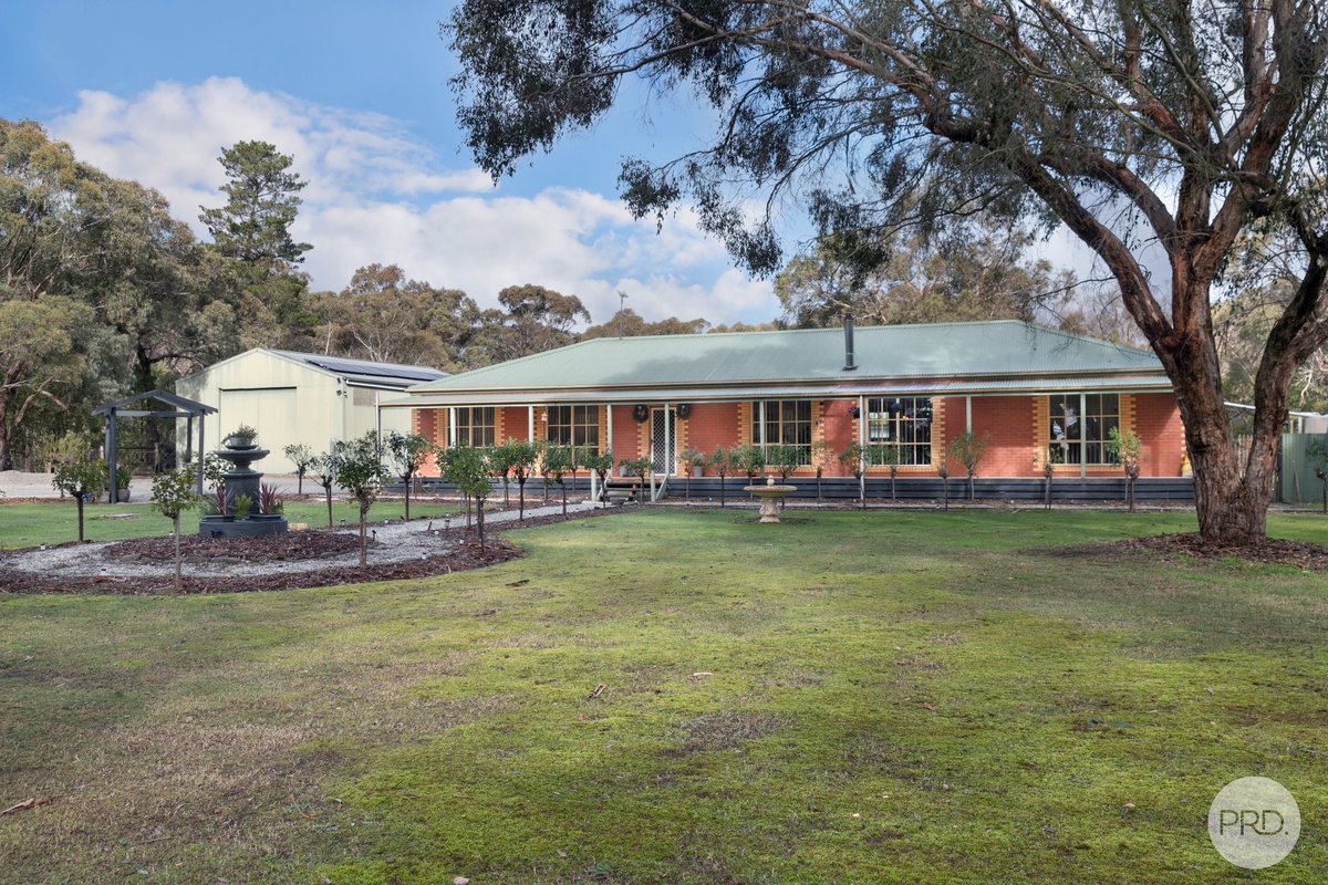 65 Lemajics Road, SCARSDALE VIC 3351