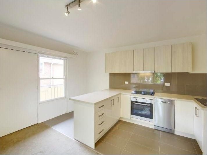 6 / 66 Murray Street Prahran - Residential for lease