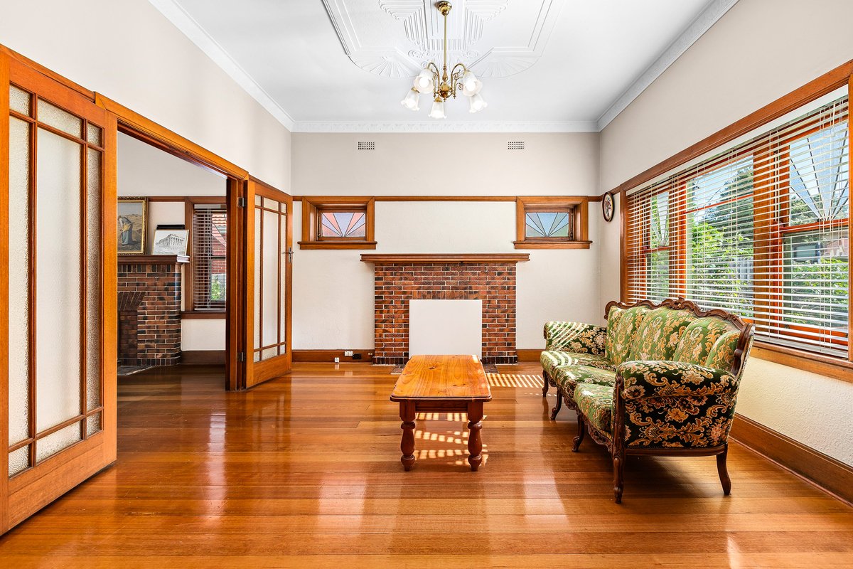 669 Hawthorn Road Brighton East - Residential for lease