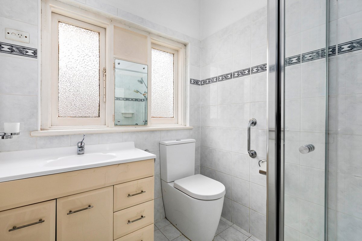 669 Hawthorn Road Brighton East - Residential for lease