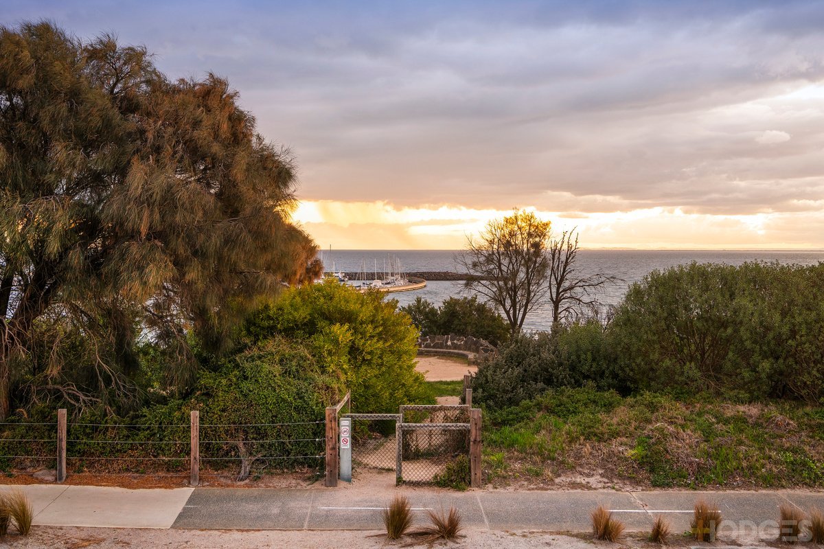 67 Beach Road Hampton - Residential for sale