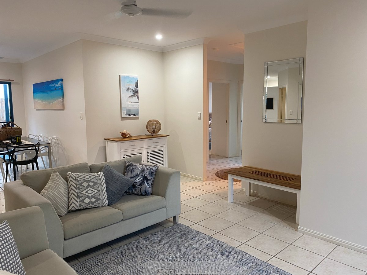 6/7 Erromango Drive, JUBILEE POCKET QLD 4802