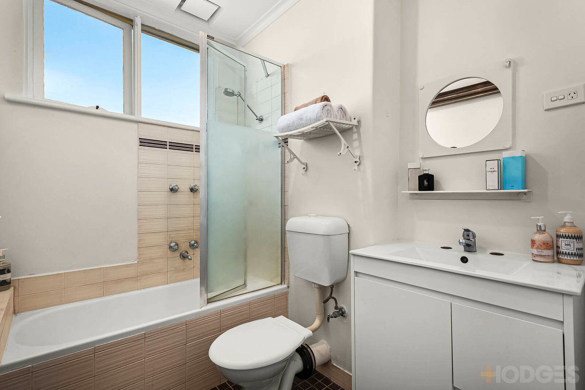 6 / 7 Mulgrave Street Elsternwick - Residential for sale