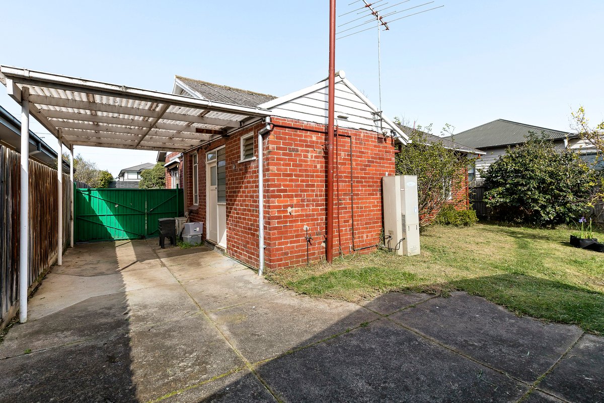 67 Teddington Road Hampton - Residential for sale