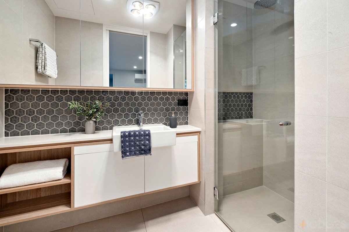 6 / 7 Toward Street Murrumbeena - Residential for sale