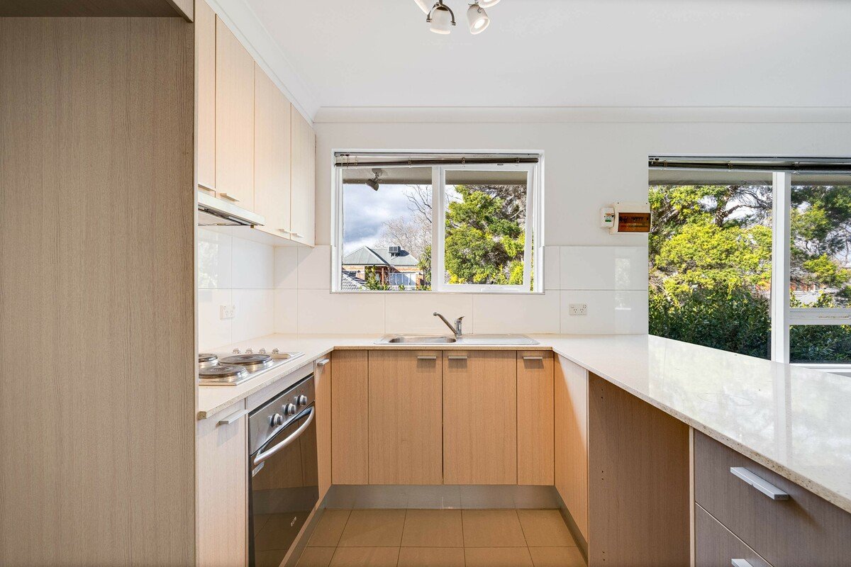 6 / 79 Yarra Street Abbotsford - Residential for lease