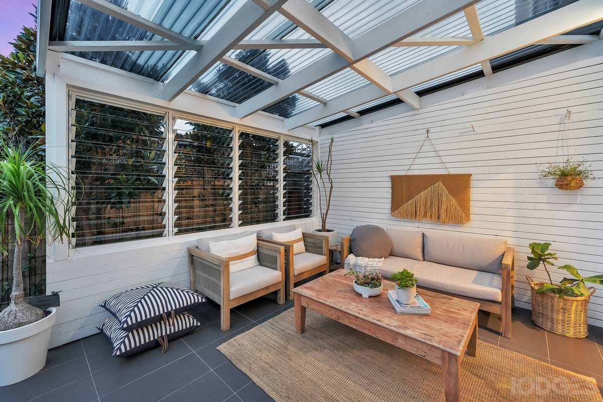 6 / 8 Maury Road Chelsea - Residential for sale