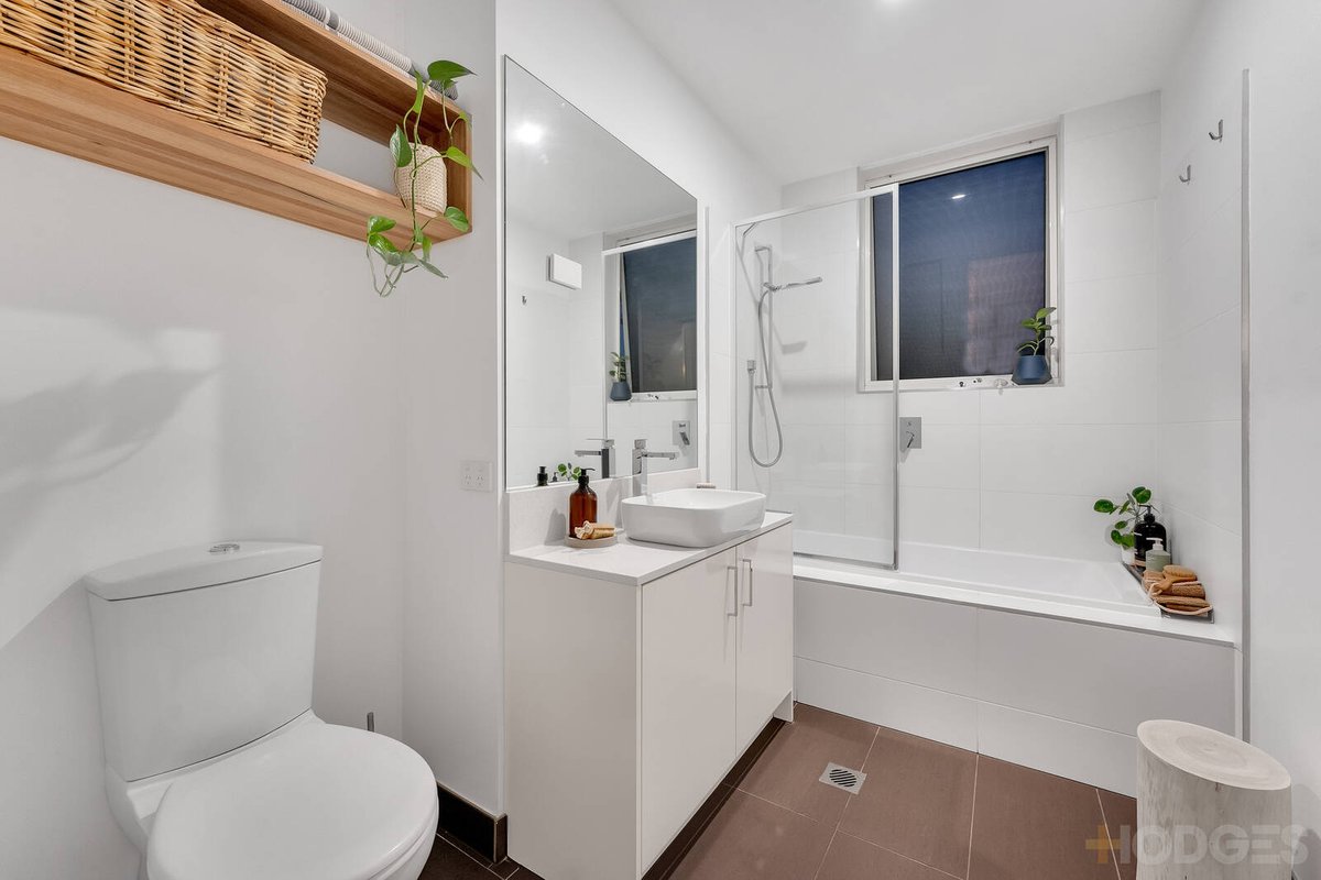 6 / 8 Maury Road Chelsea - Residential for sale