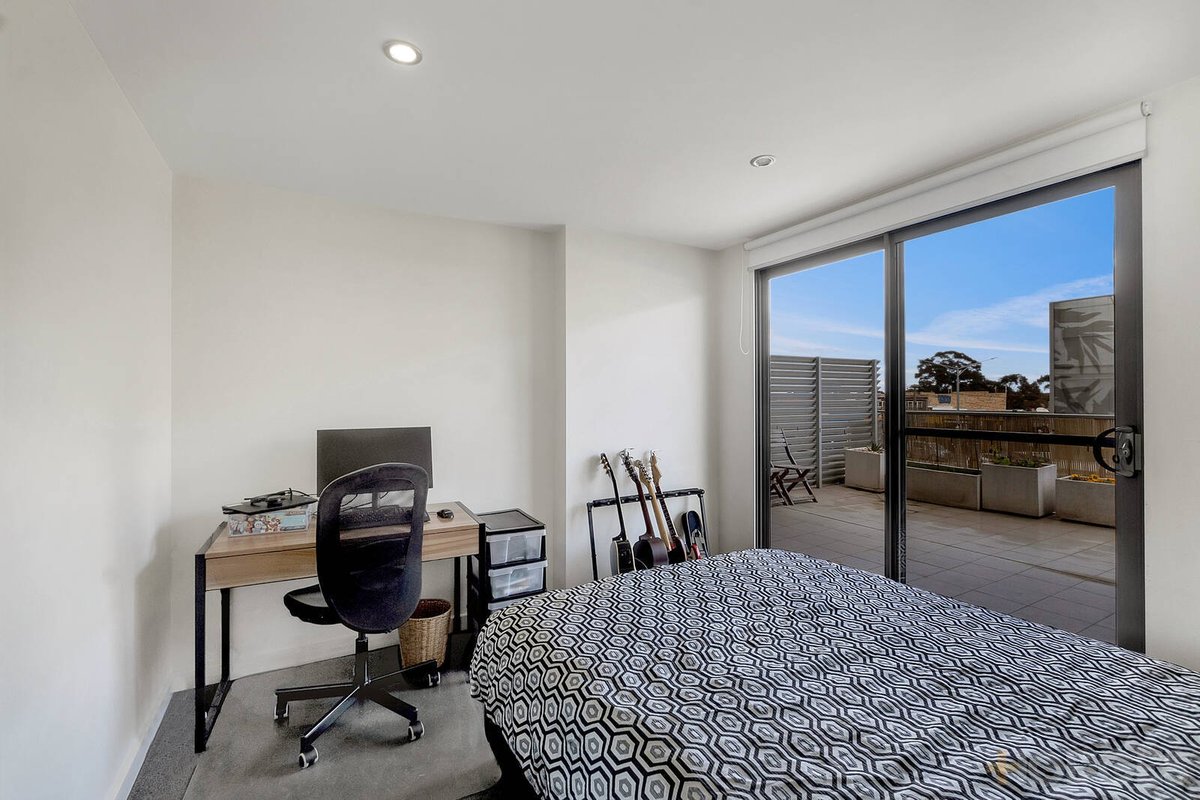 6 / 80 Balcombe Road Mentone - Residential for sale
