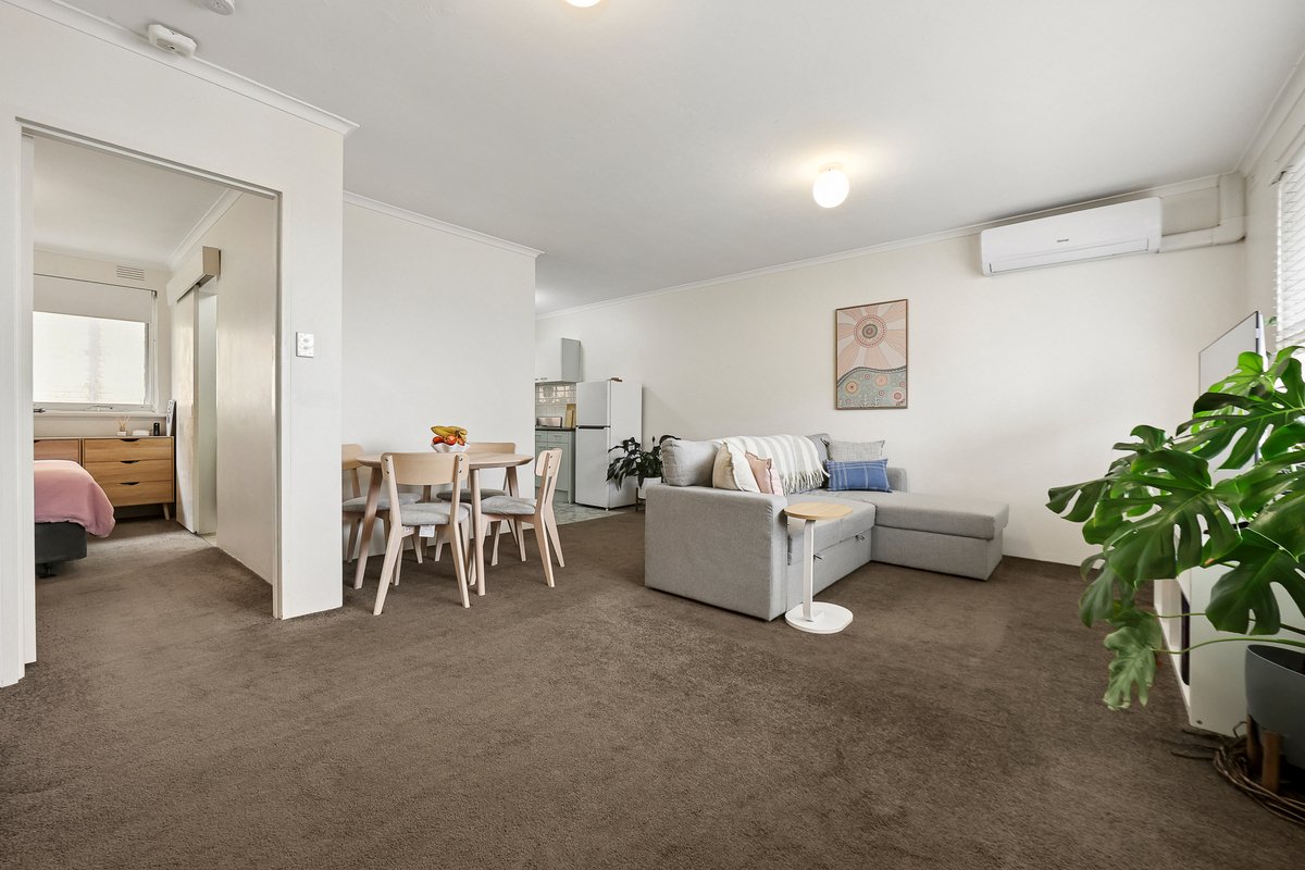 6 / 94 Beach Road Mentone - Residential for sale