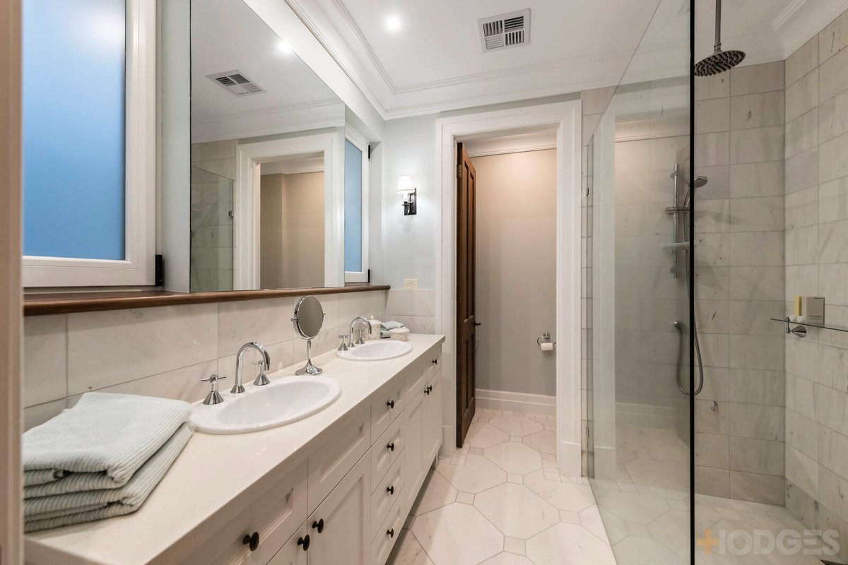 6A Seaview Crescent Black Rock - Residential for sale