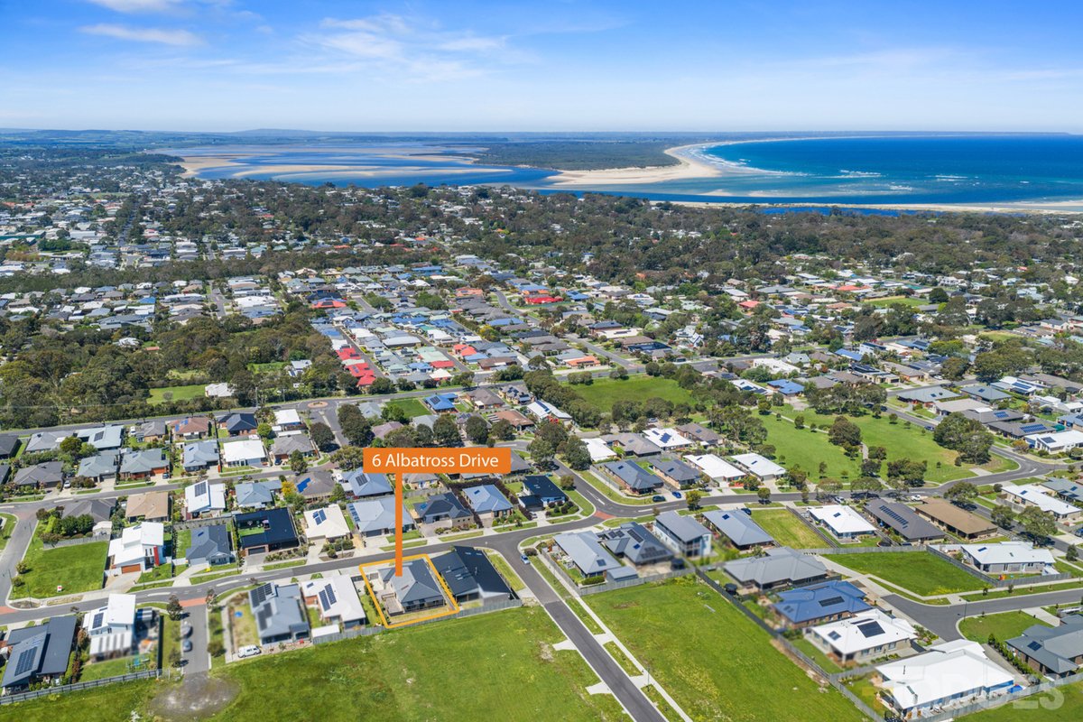 7 Albatross Drive Inverloch - Residential for sale