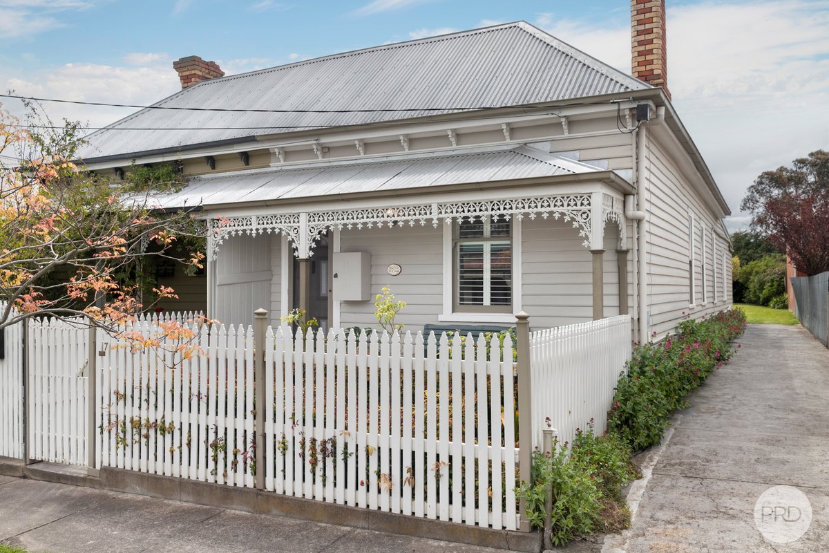 7 Blair Street, GOLDEN POINT VIC 3350