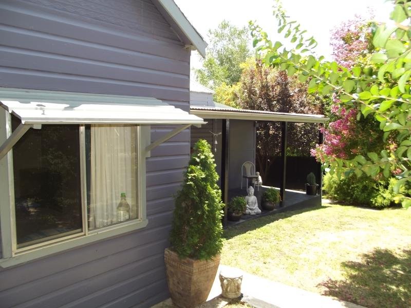 7 Broughton Street, TUMUT NSW 2720