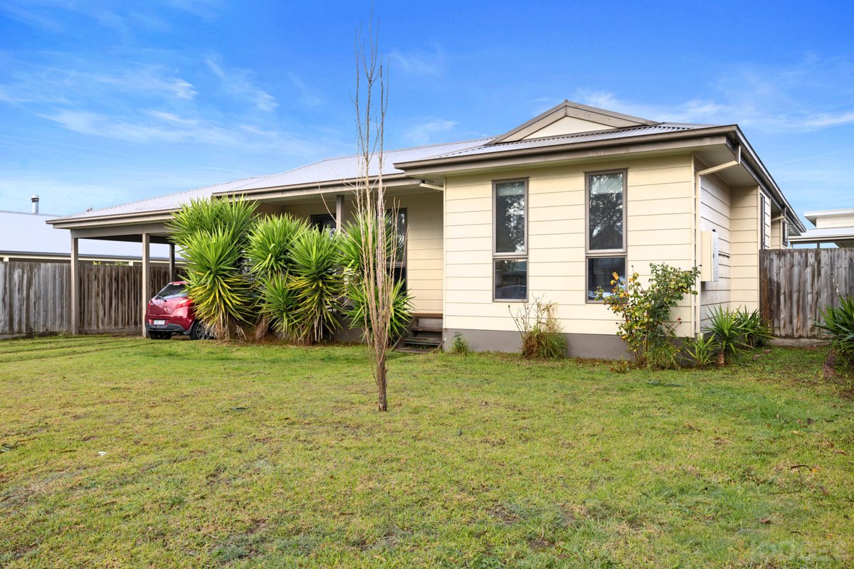 7 Cambridge Way North Wonthaggi - Residential for sale