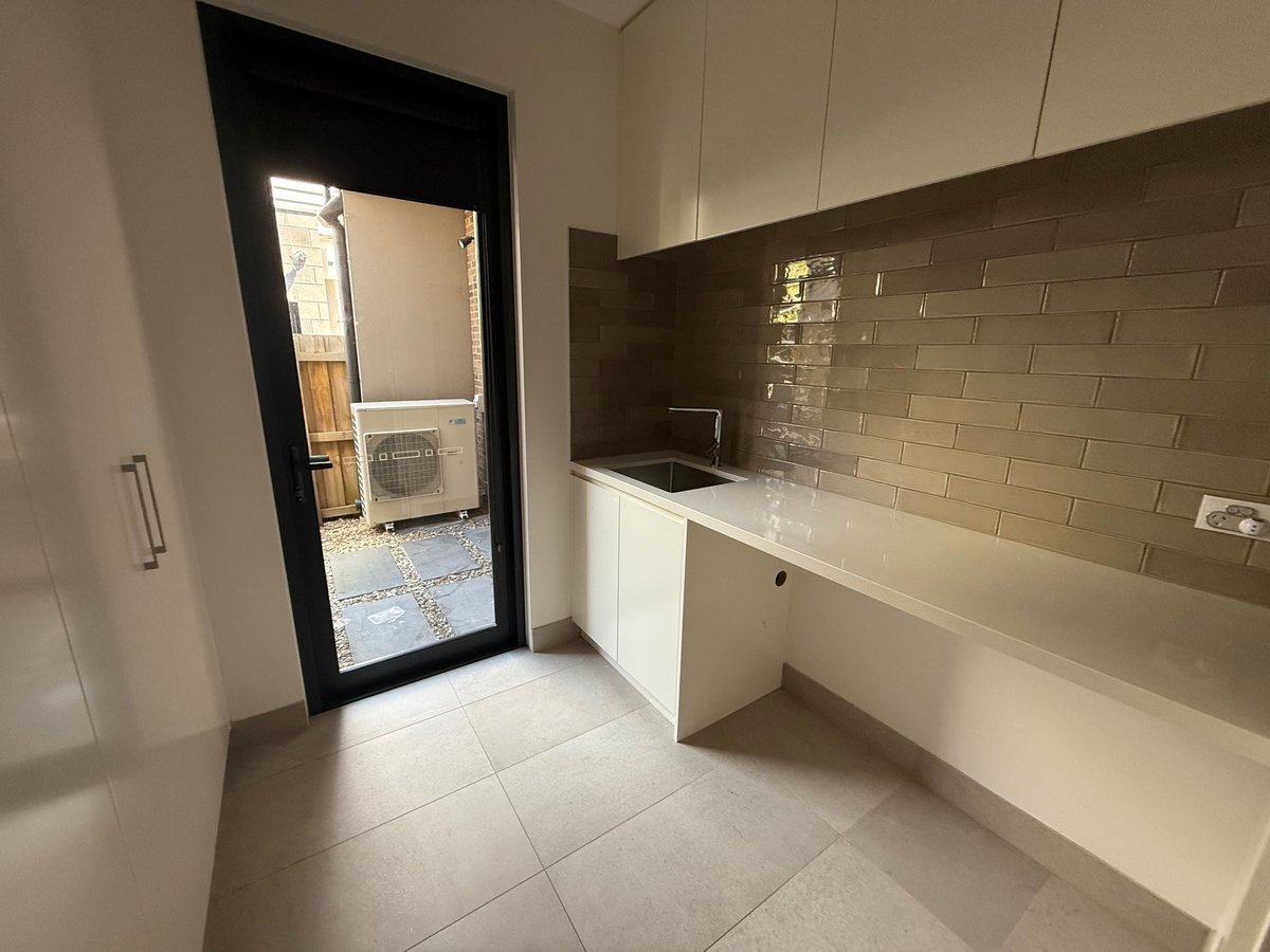 7 Cromer Road  Beaumaris - Residential for lease
