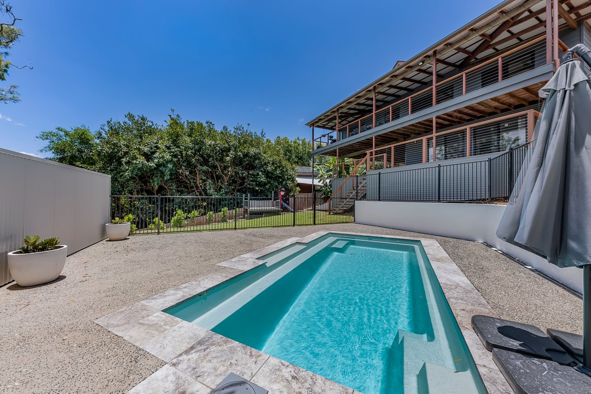 7 Daydream Court, CANNONVALE QLD 4802