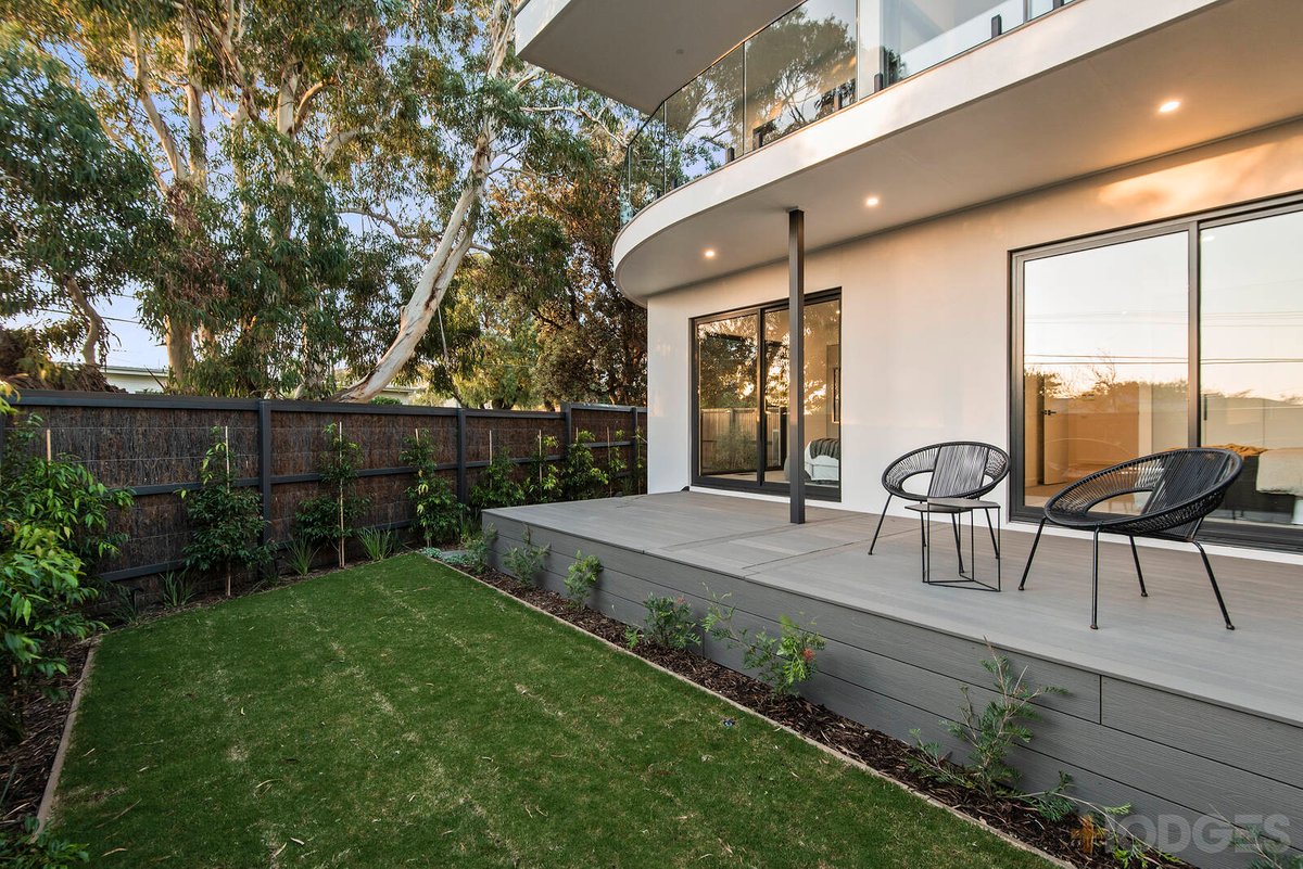 7 Dickens Street Parkdale - Residential for sale