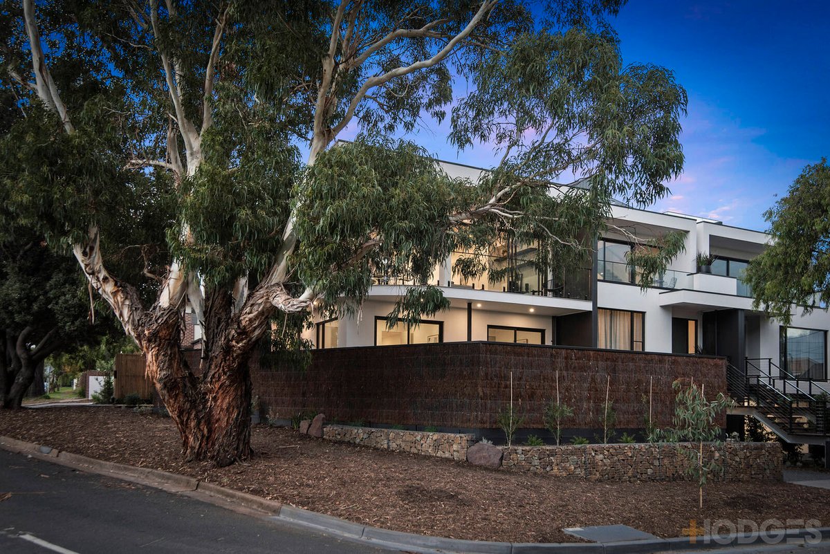 7 Dickens Street Parkdale - Residential for sale