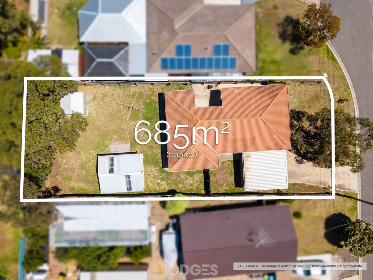 7 Dotterel Court Werribee - Residential for sale