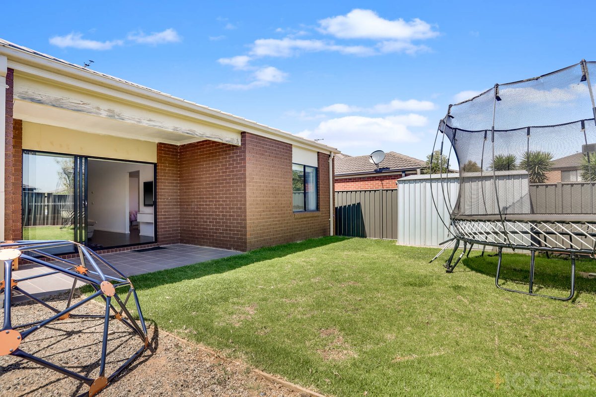 7 Gembrook Street Manor Lakes - Residential for sale