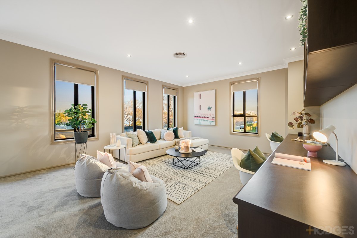 7 Glenmaggie Place Manor Lakes - Residential for sale