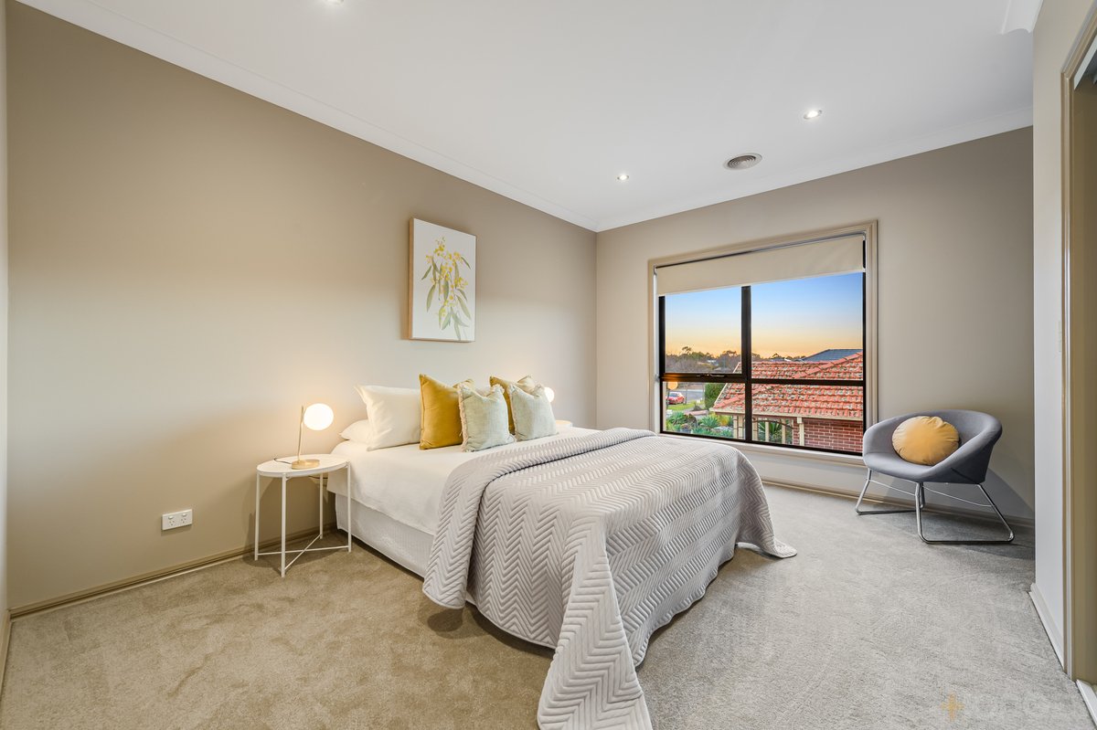 7 Glenmaggie Place Manor Lakes - Residential for sale