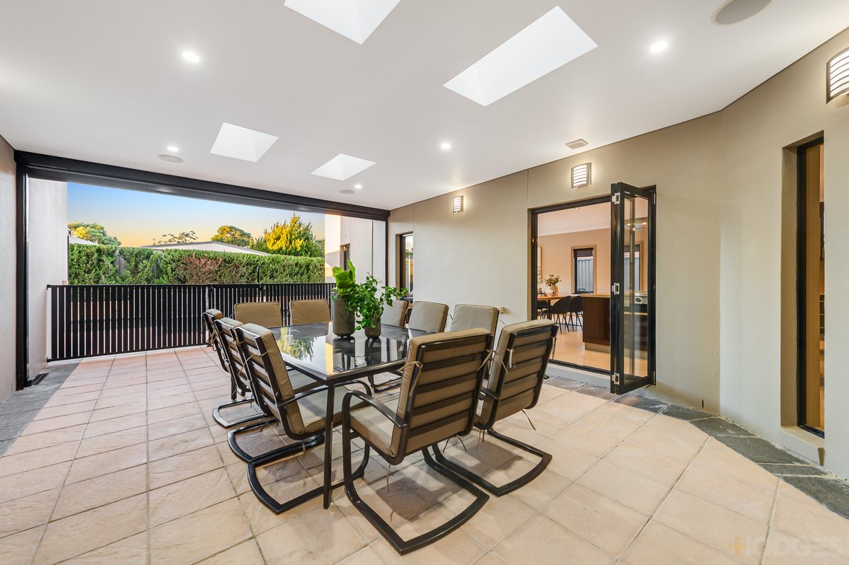 7 Glenmaggie Place Manor Lakes - Residential for sale