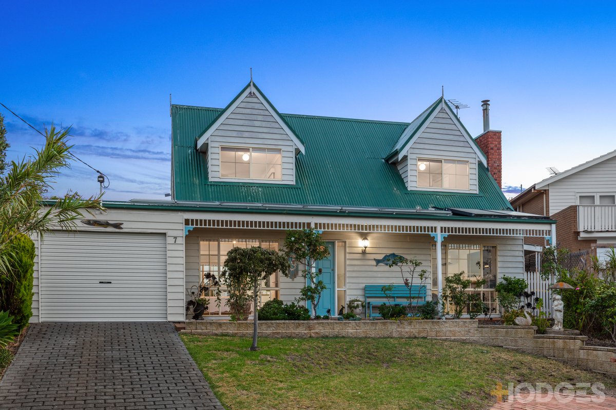 7 Mullaway Court Ocean Grove - 3 bedroom property