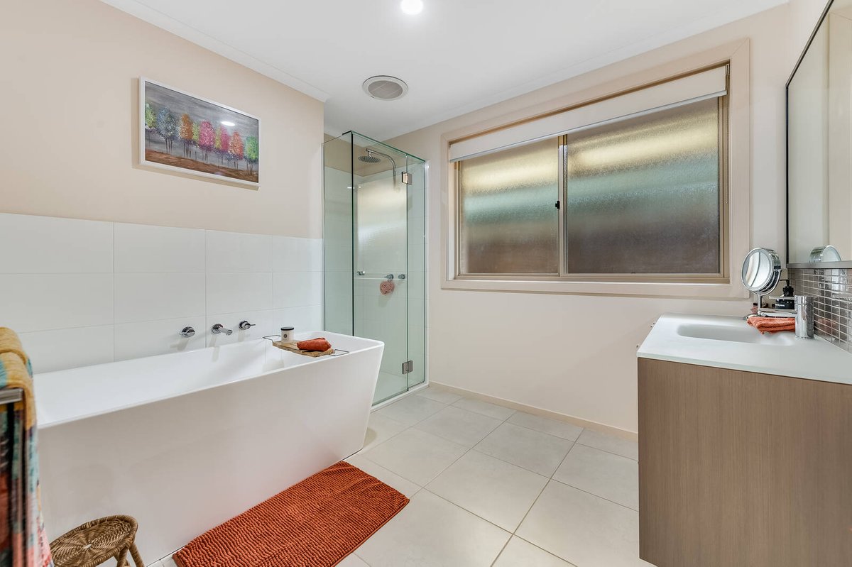 7 Orchid Court Hoppers Crossing - Residential for sale