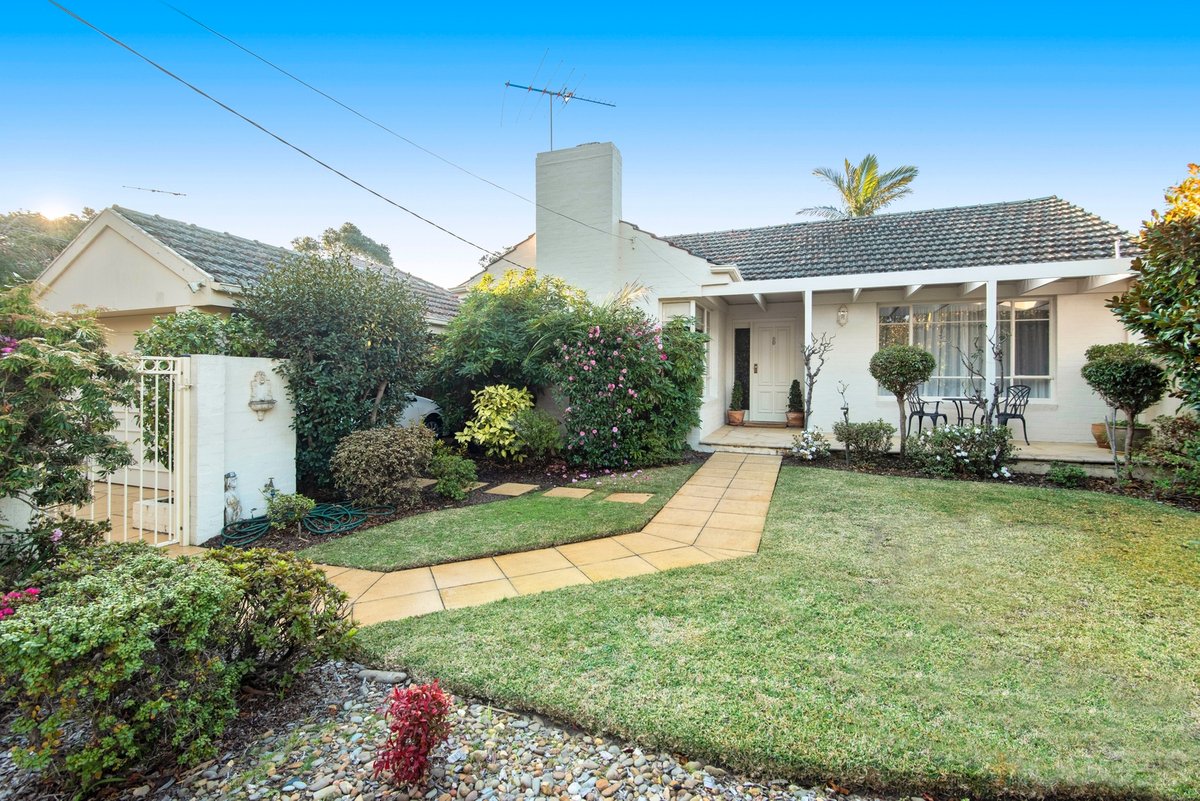 7 Pasadena Avenue Beaumaris - Residential for sale
