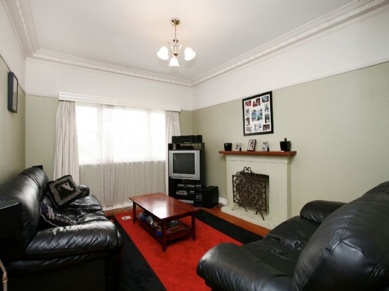 7 Sanderson Street YARRAVILLE - Residential for sale