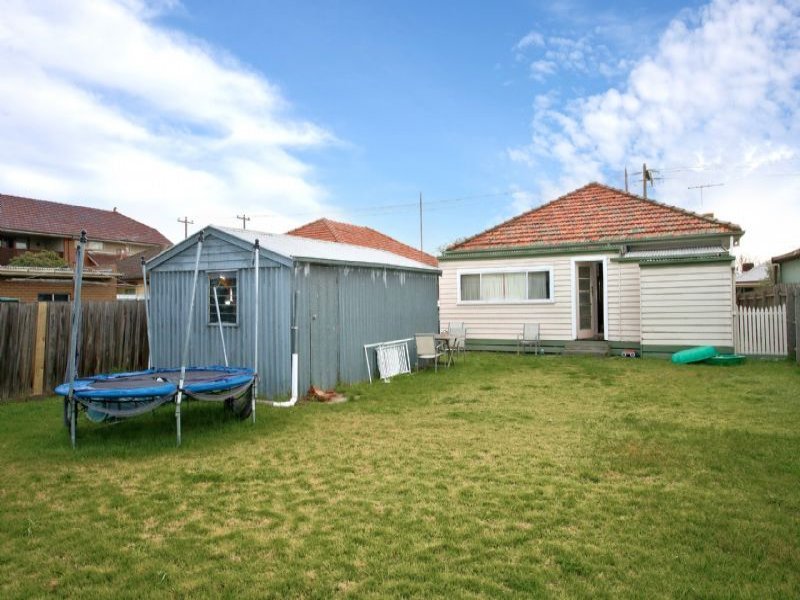 7 Sanderson Street YARRAVILLE - Residential for sale