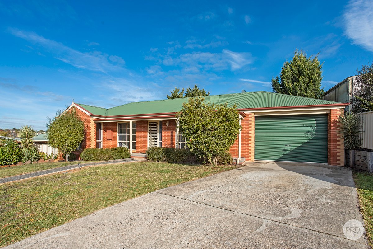 7 Sandner Grove, GOLDEN SQUARE VIC 3555