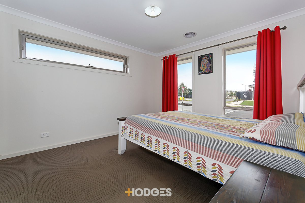 7 Saris Street Manor Lakes - Residential for sale