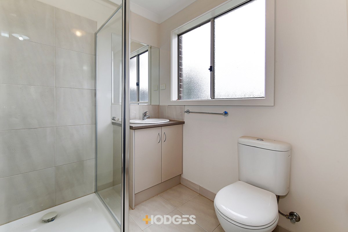 7 Saris Street Manor Lakes - Residential for sale