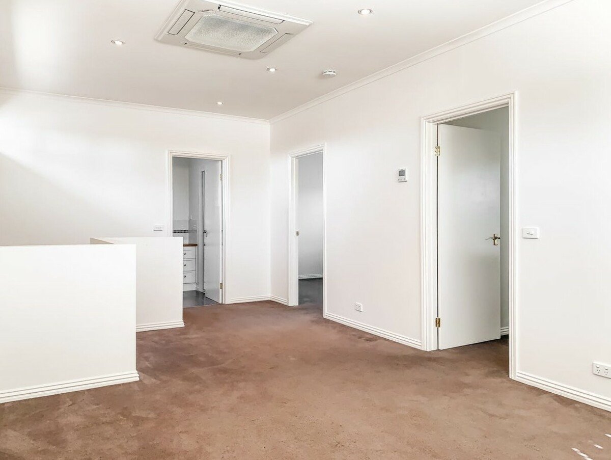 7 Scarlet Street Mordialloc - Residential for lease
