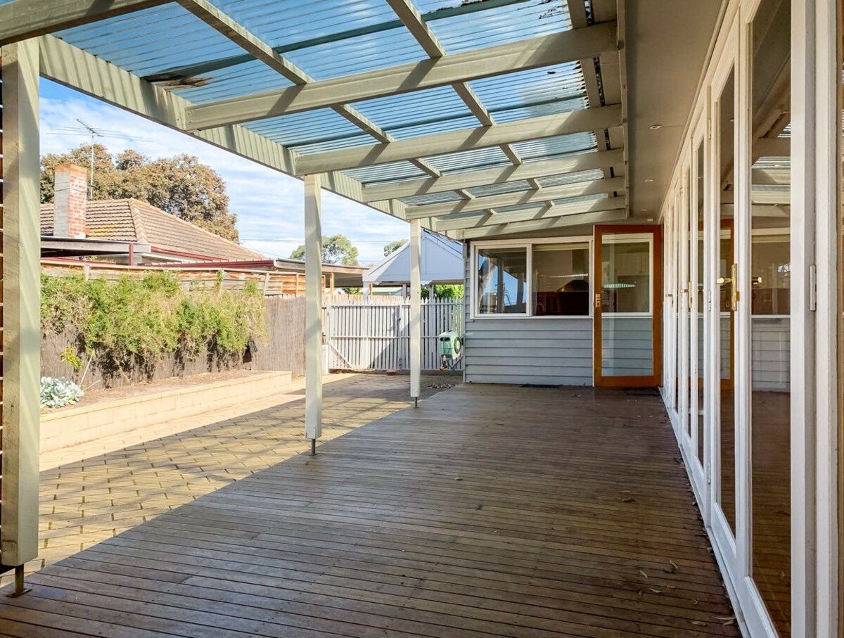 7 Scarlet Street Mordialloc - Residential for lease