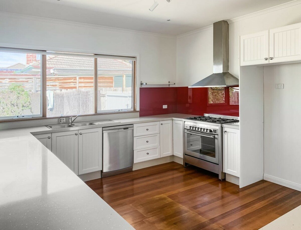 7 Scarlet Street Mordialloc - Residential for lease