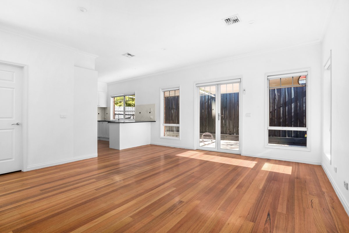 7 Second Street Parkdale - Residential for lease