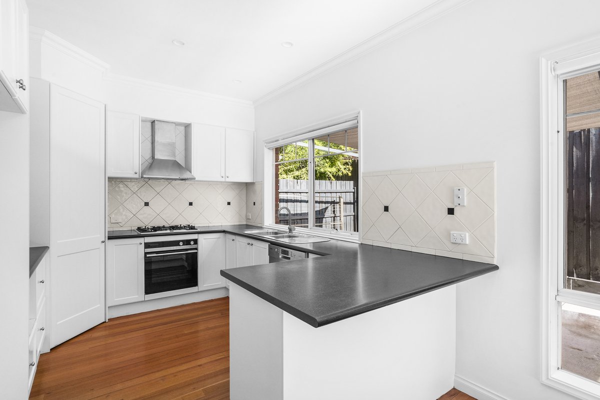 7 Second Street Parkdale - Residential for lease