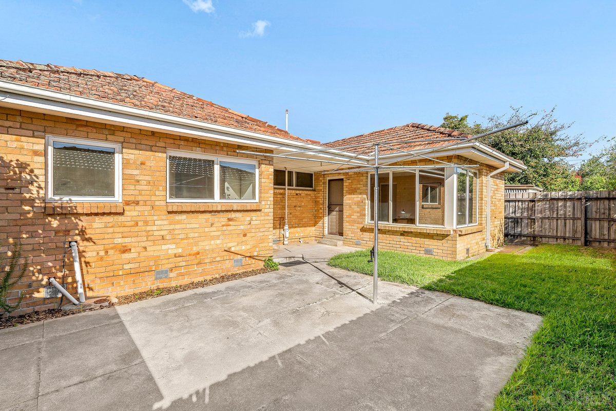 7 Sybil Street Hampton East - Residential for sale