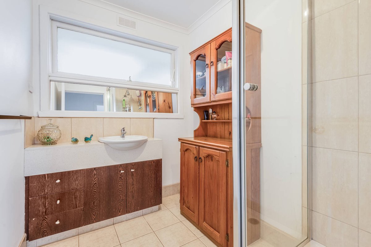 7 Tamarind Crescent Werribee - Residential for sale