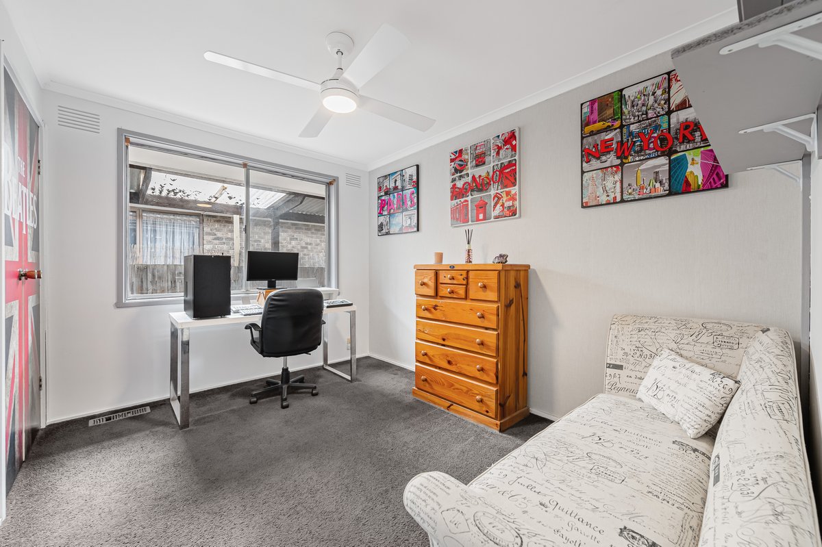 7 Topaz Avenue Wyndham Vale - Residential for sale