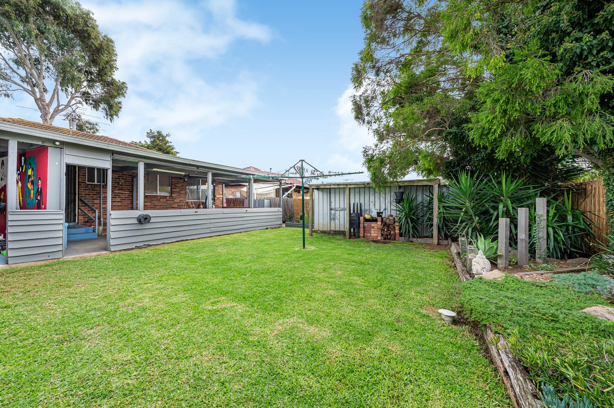 7 Topaz Avenue Wyndham Vale - Residential for sale